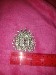 Beautiful Vintage Large Weiss White Rhinestone Brooch. Gorgeous LOOK!