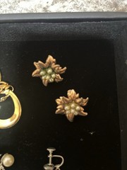20 Pair Vintage Clip On EarRings Various Styles Colors Materials As Pictured 01
