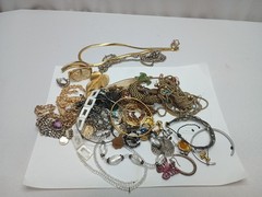 1 Lb REDESIGN/CRAFT FASHION/COSTUME JEWELRY LOT