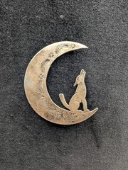 Vintage Southwestern Style Sterling Silver Howling Wolf Moon Pin Handmade