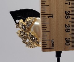 Vtg Richelieu Faux Pearl Floral Rhinestone Cluster ClipOn Earrings Gold Tone