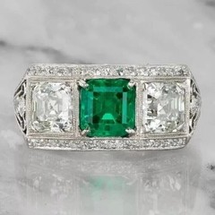 Vintage Art Deco Style Filigree 4.5Ct Lab Created Emerald 14K White Gold FN Ring
