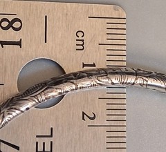 DANECRAFT Vintage Sterling All-Around Leaf Motive Domed BANGLE Bracelet 15g
