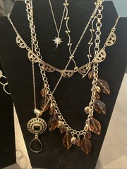 Jewelry lot Gold Tone Estate Finds Vtg To Now Necklaces Chains Bracelets Fashion