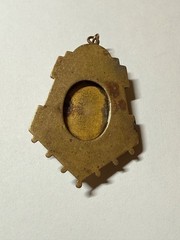Antique Vintage Cameo Pendant Gold Tone Left Facing Etruscan Revival