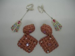 vtg. JEFF LIEB clip on dangle jeweled weave pattern earring set pink multicolor