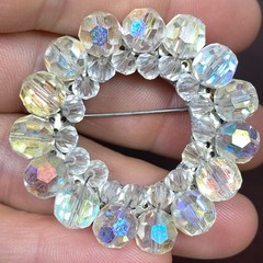 Vtg Iridescent Glass Faceted Aurora Borealis Beads Wreath Cluster Brooch 1.75”