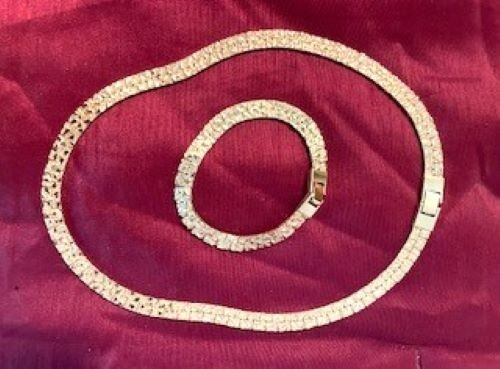 VINTAGE GOLD TONE BRUTALIST HAMMERED NECKLACE & BRACELET All Occasions