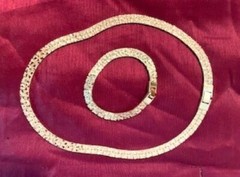 VINTAGE GOLD TONE BRUTALIST HAMMERED NECKLACE & BRACELET All Occasions