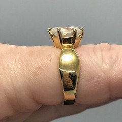 Vintage Gold Plated Cubic Zirconia’s In Stunning Bold Design Ring sz 7