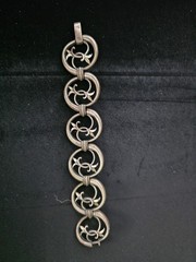 Italian designer Ottaviani wide sterling silver floral theme vintage bracelet