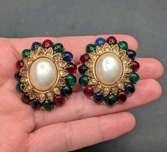 CINER Jewels Of India Moghul Glass Faux Pearl Clip On Gold Tone Earrings ⚠️Read