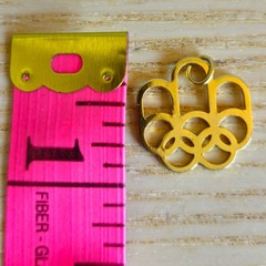 VINTAGE 1976 MONTREAL OLYMPICS GOLD TONE CHARM PENDANT MARKED 1972