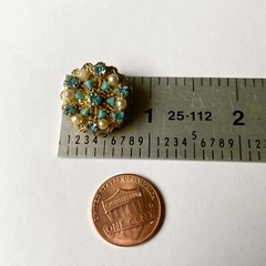 Vintage Jewelry Clip On Gold Tone Round Earrings Made In Austria