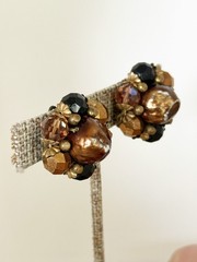 Vintage Bead Cluster Clip on Earrings Gold tone Brown Black Beads Mid Century