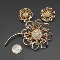 Vintage Sarah Coventry AB Rhinestone Centers Flower Brooch Clip Earrings Set