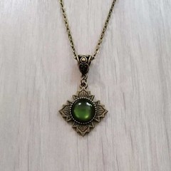 Vintage Green Cameo Choker Necklace Bronze Victorian Gothic Witch Jewelry