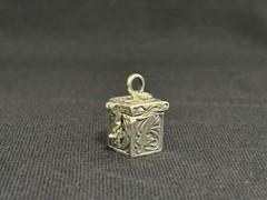 Vintage STER Sterling Silver Opening Box Charm Art Nouveau Floral Pendant 3D