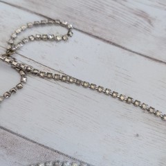 Vintage Necklace Art Deco Style – Very Light Green-ish & Clear Gems