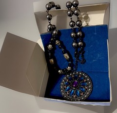 Vintage Avon Beaded Medallion Chain Necklace Women Accessories Costume Jewelry
