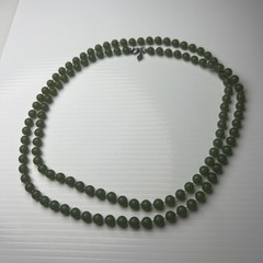 Vintage 70s Sarah Coventry Beaded Jade Green Resin Acrylic Long Necklace 36”