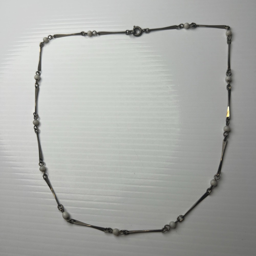 Vintage Twisted Bar Link Necklace Boho White Glass Beaded Silver Tone 20″