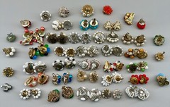 Vintage Cluster Clip On Earrings Lot Germany Hong Kong Japan 28 Pairs 14 Singles