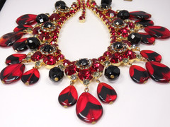Rare Book Piece ’63 Vintage Juliana D&E Red with Black Drops Dangle Bib Necklace