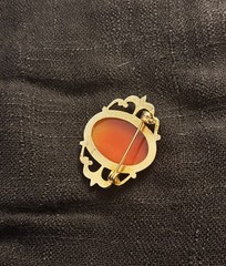 Vintage Cameo Broach Pin Pre-owned, Excellent Condition.