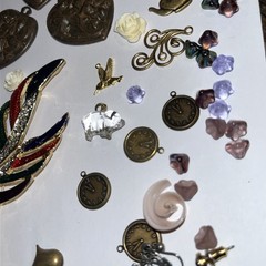 Vintage VICTORIAN CRAFTS JEWELRY Parts Glass Steampunk Metals Rhinestones Lot D