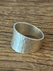 Artisan ring wide sterling silver 925 hand-crafted