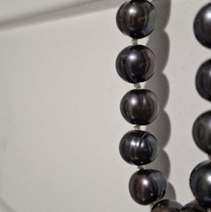 Stunning Vintage Knotted Black Freshwater Pearl Necklace 18” Dyed