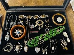 VTG Lot Of 23 Old Costume Jewelry Pieces Bakelite Antique Wearable Stones Rings