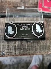 Cameo Praying Hands Cuff Links Still In Original Packaging Never Been Used