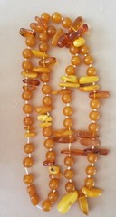 ESTATE beautiful honey Amber beaded long heavy necklace 82grams