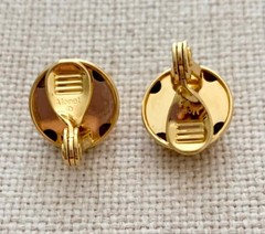 Vtg. 1970’s-1980’s Monet Gold Tone Dome Button Clip On Earrings 3/4″ – *Estate