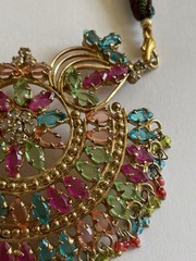 Vintage India Jadau Kundan Style Bollywood Gold Tone Bib Necklace