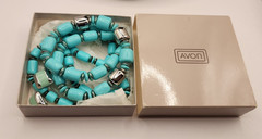 Avon City Sleek Seassence 30″ Necklace/18″ Necklace & Clip-On Earring Set – 1984
