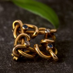 QUALITY ANTIQUE VICTORIAN ENGLISH 15K GOLD DIAMOND SAPPHIRE ETERNAL KNOT BROOCH