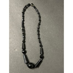 Vintage Czech Republic Faceted Glass Beaded Mourning Necklace 15″ Graduated