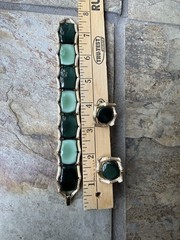 Lisner Vintage Green Lucite Thermoset 2 Pc Set Bracelet Earrings Bamboo Setting