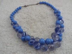 Blue Bead Scoop Necklace (K31)