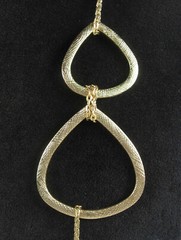A.N.A Vintage NECKLACE Rounded Triangles Goldtone Designer Signed Tags Ana 36″