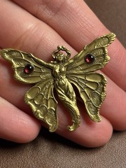Newark Museum Reproduction Woman Butterfly Brooch Pin Gold Tone Garnet Whiteside