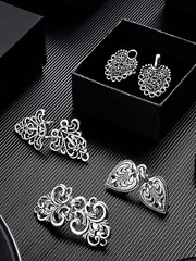 Elegant Vintage Sweater Clip Set – 4 Retro Shawl Collar Fasteners in Zinc Alloy