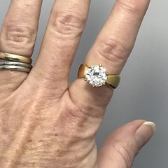 Vintage Gold Plated Cubic Zirconia’s In Stunning Bold Design Ring sz 7