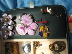 Lot of 35 Mixed Lot Brooches/Pins – some Scratched/Damaged/missing Stones As Is