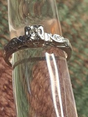 14k White Gold Designer Solitaire Diamond Ring 3 Diamond 2.3Gram Sz 5