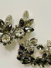 JULIANA D & E Book Piece Set; Gray & Clear Rhinestone Brooch & Earrings 1960’s