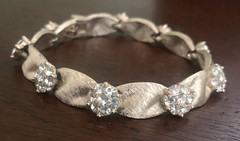 Vtg Crown Trifari Alfred Philippe Clear Stone Birthday Ribbon Gold Tone Bracelet